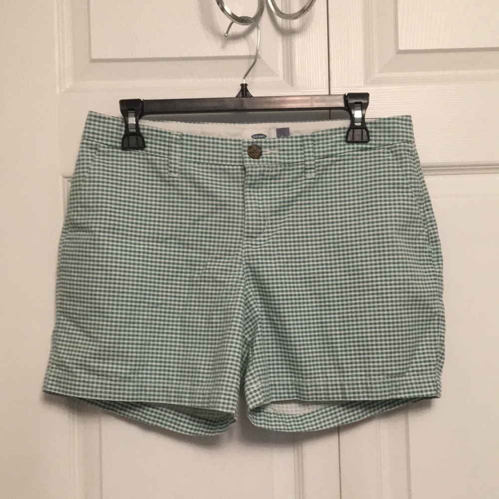 🌷Old Navy Gingham Checkered Shorts Size 4 Fall Color
